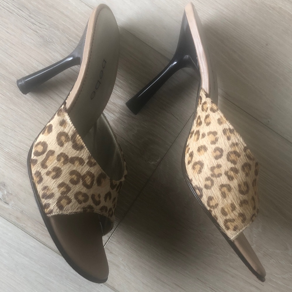 Bebe Tan Leopard Print Mules - Picture 2 of 9